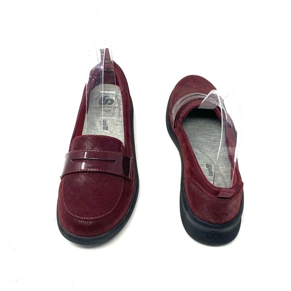Clarks Loafers - Picture 4 of 7